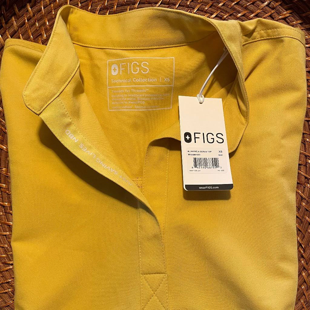 Gold XS Scrub Top J790