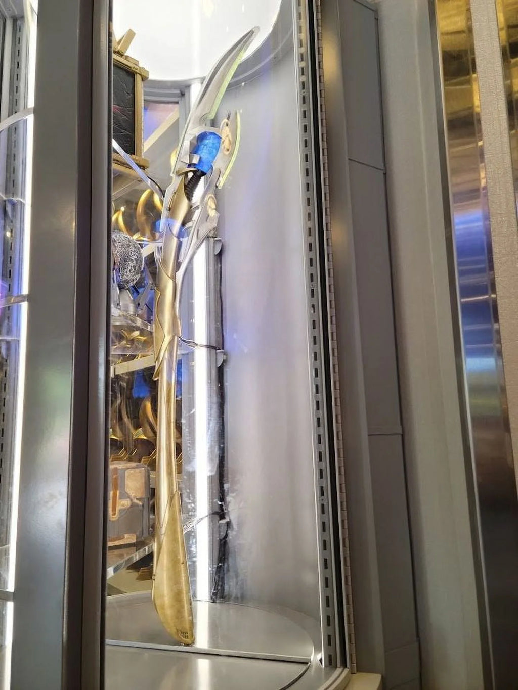 Loki's Scepter L45825