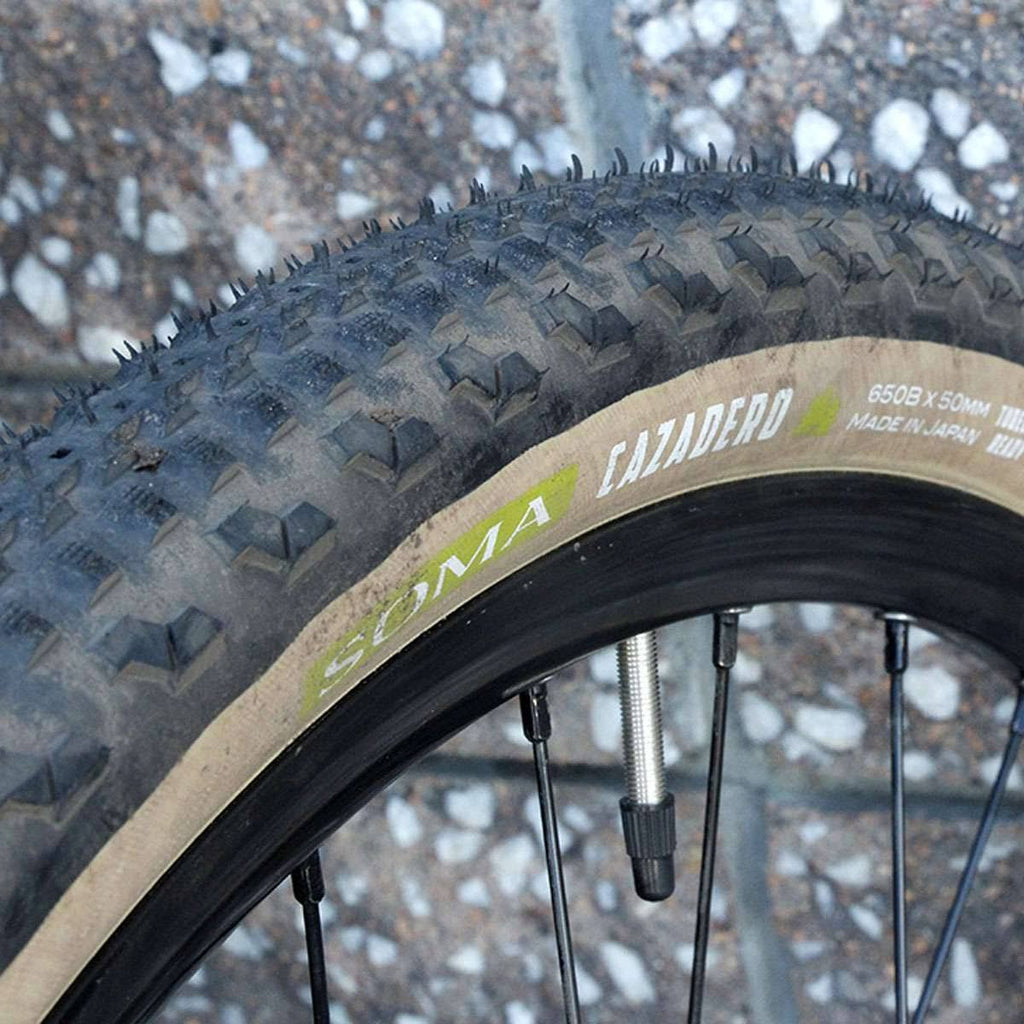 650B x 50 Black Skinwall Bicycle Tire C9600