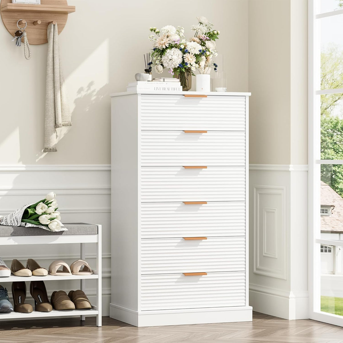 6 Drawer White Dresser Y909