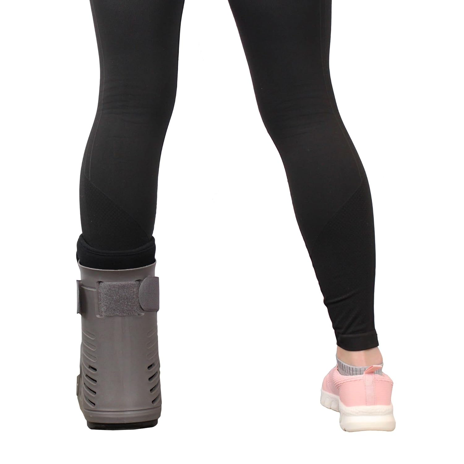 Short Full Shell Walking Boot Q939267