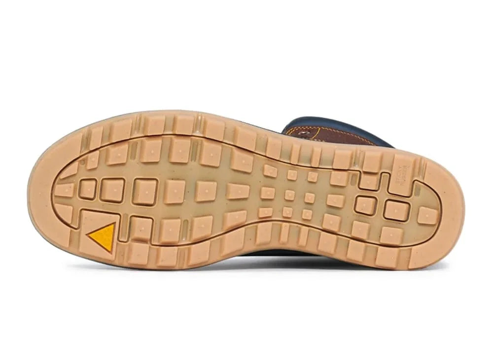 Dark Gold Leaf Men's Size 11.5 Medium Shoes W63897