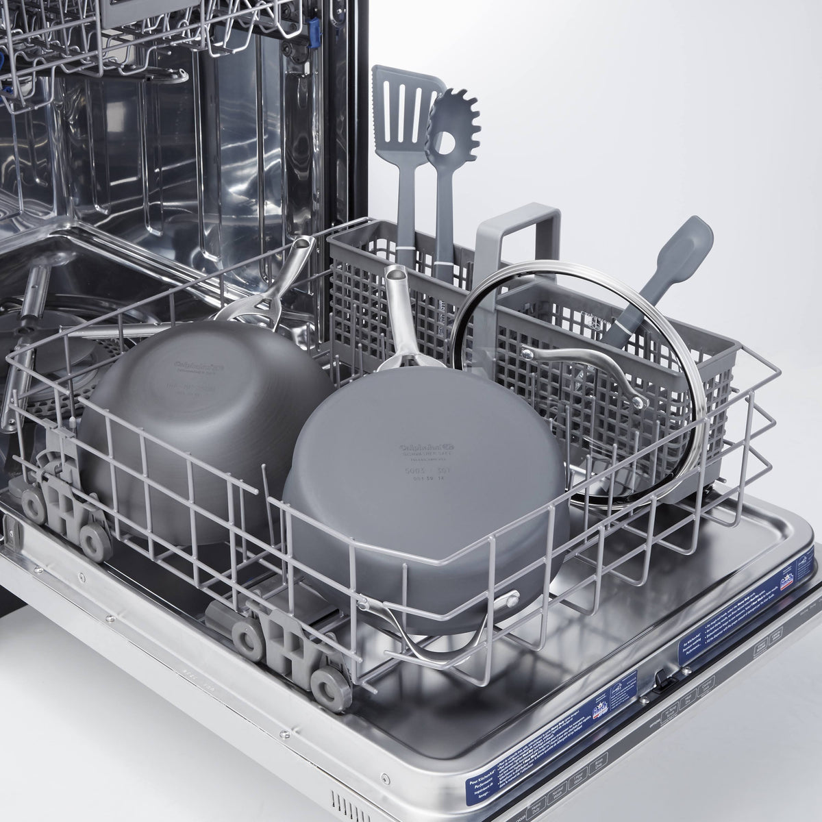3 Qt Nonstick Covered Saute Pan M840
