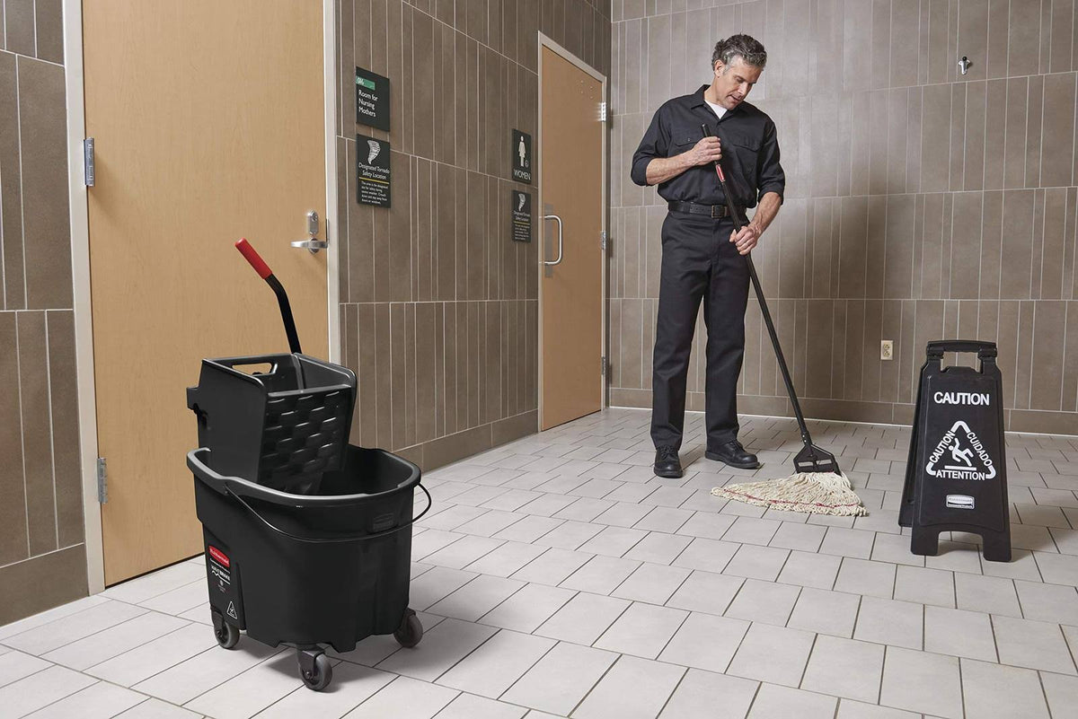 Black 35 qt Wringer/Bucket Combo Y306042