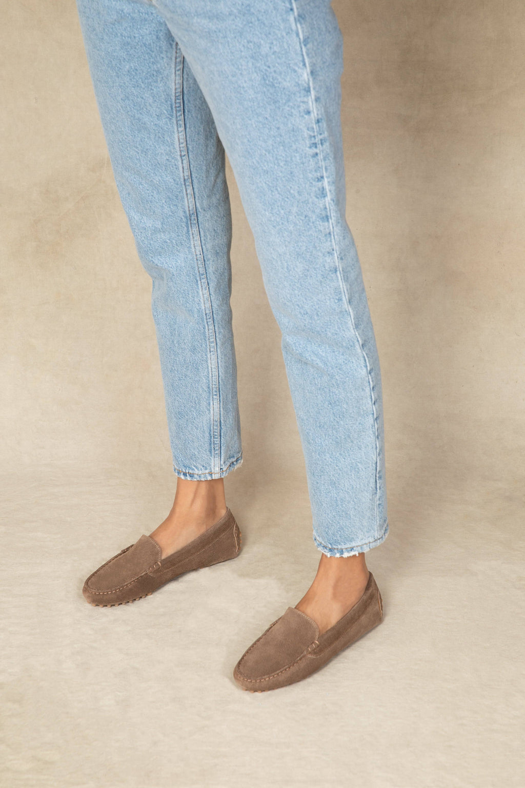 Suede 9.5 US Latte X8529
