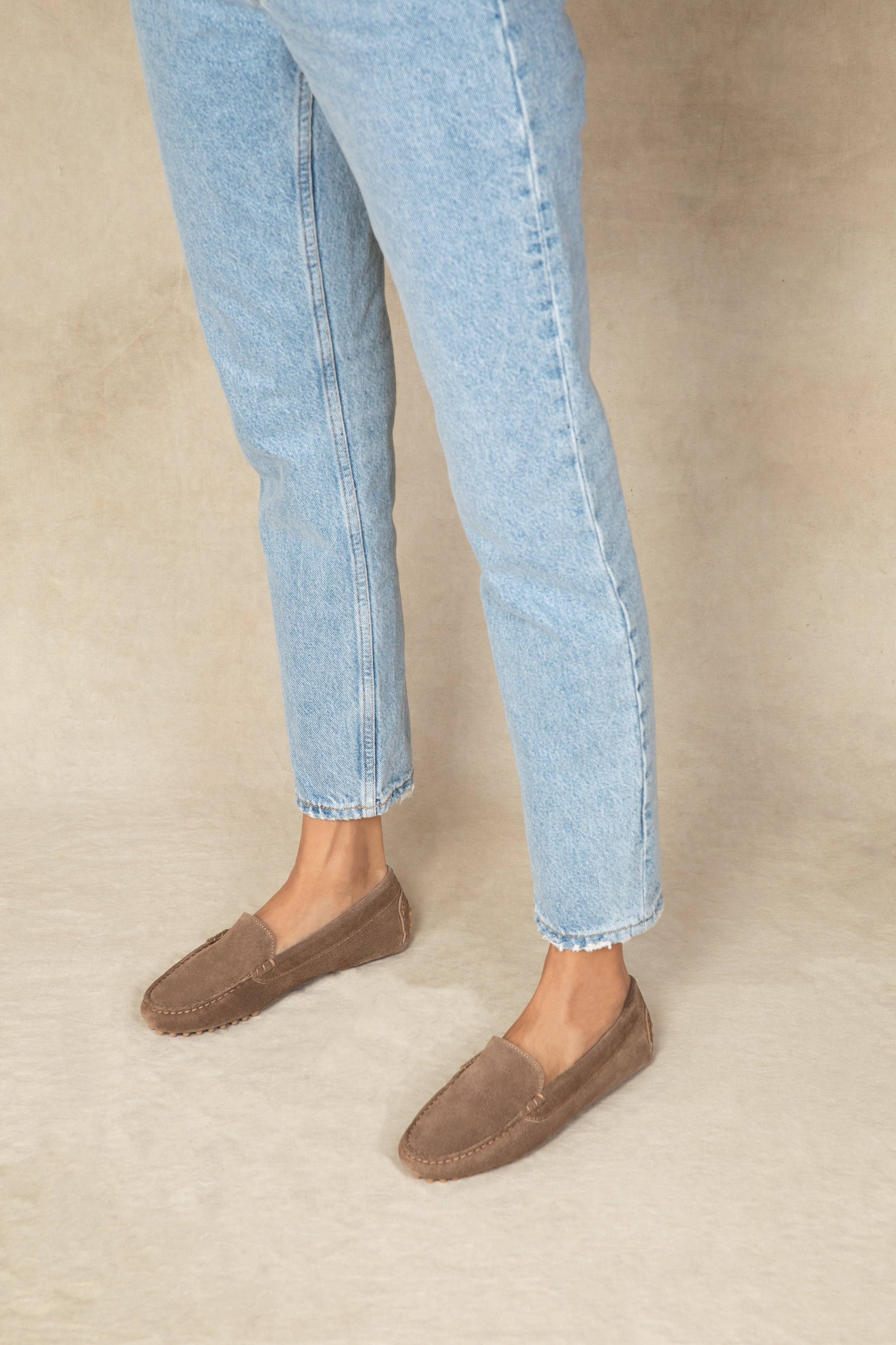 Suede 9.5 US Latte X8529