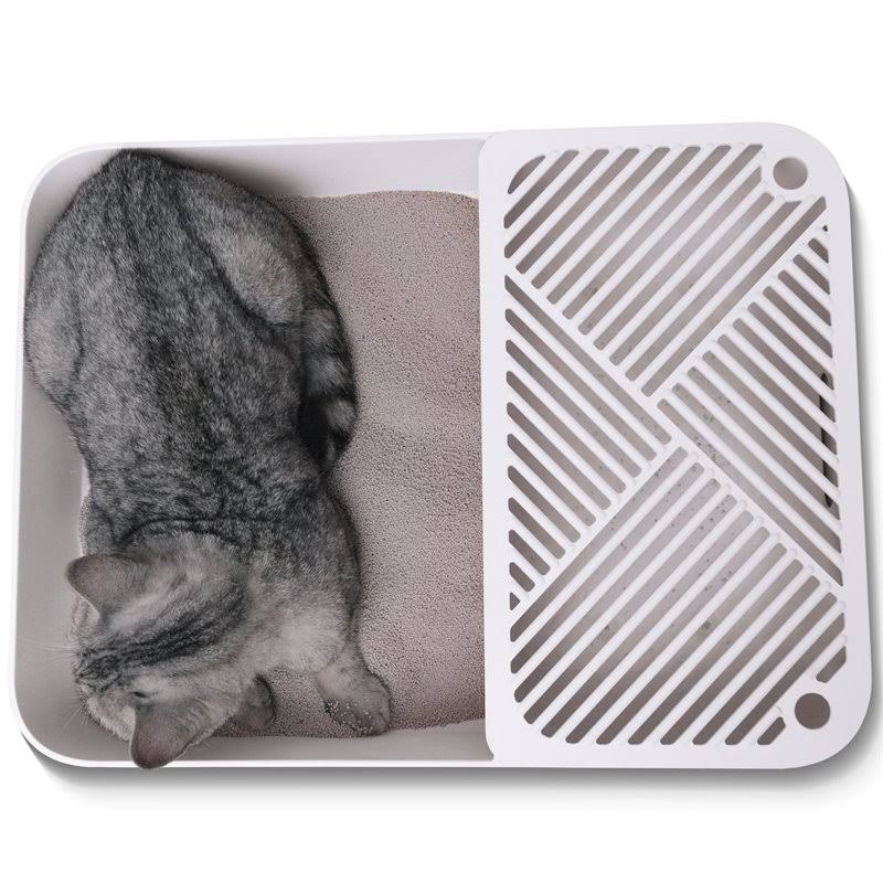 Cloud White Enclosed Cat Litter Box U480719